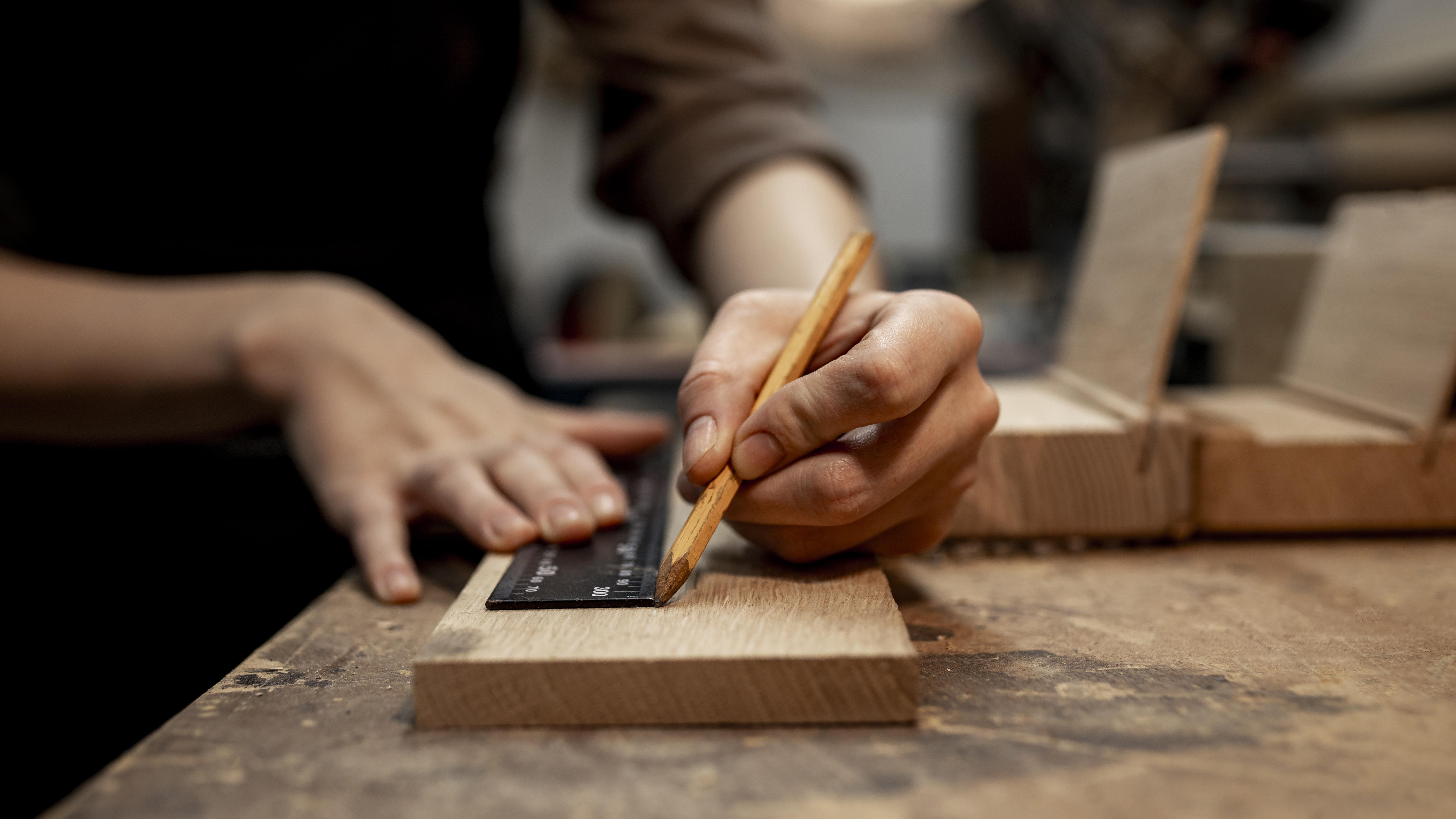 Travail du bois en charpentes